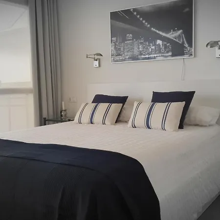Apartamento Romana Playa 555 *